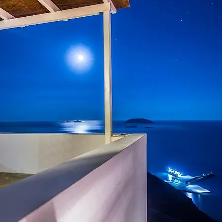 Maki House